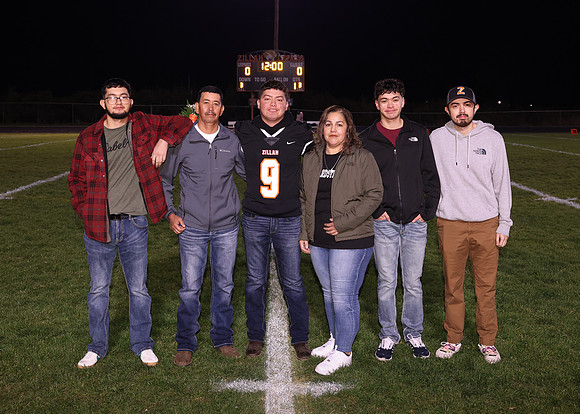 ZHSFB_R32_0017.jpg