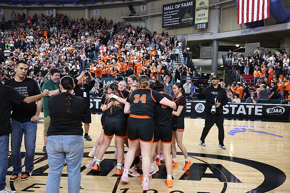 ZHSGBB_Kings Celebration_R3__0150.jpg