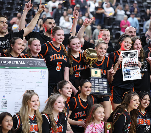 ZHSGBB_Kings Celebration_R32_3231.jpg