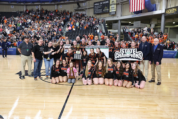 ZHSGBB_Kings Celebration_R3__0372.jpg