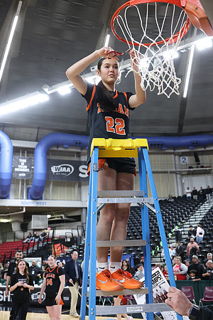 ZHSGBB_Kings Celebration_R3__0827.jpg