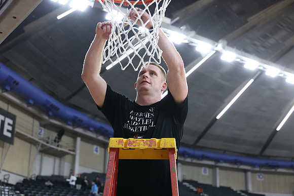 ZHSGBB_Kings Celebration_R3__1227.jpg