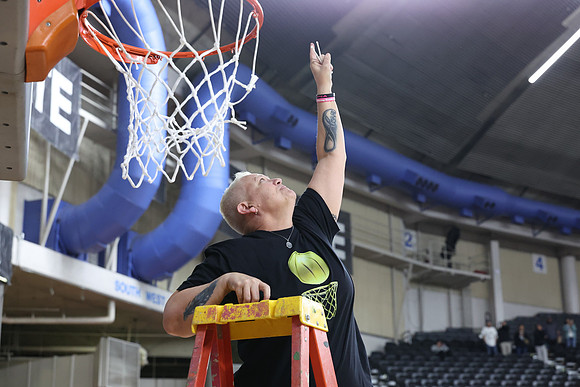 ZHSGBB_Kings Celebration_R3__1301.jpg