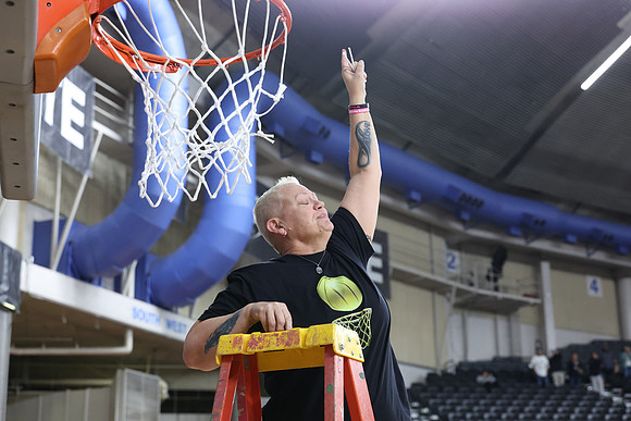 ZHSGBB_Kings Celebration_R3__1305.jpg