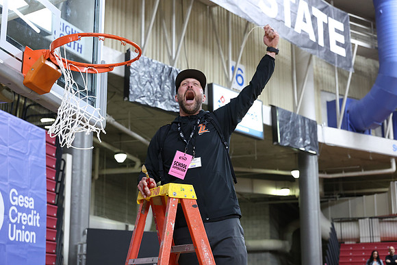 ZHSGBB_Kings Celebration_R3__1382.jpg