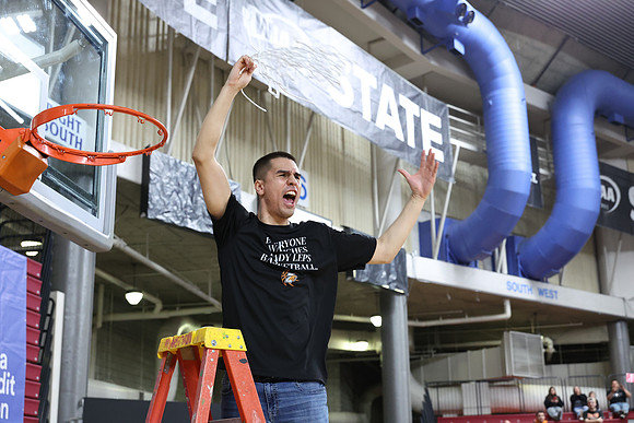 ZHSGBB_Kings Celebration_R3__1444.jpg