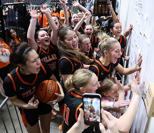 ZHSGBB_Kings Celebration_R3__1546.jpg