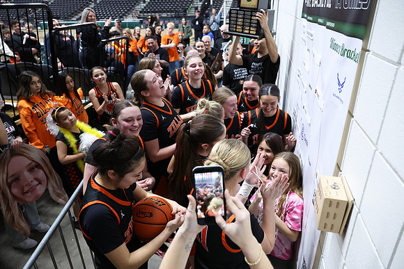 ZHSGBB_Kings Celebration_R3__1586.jpg