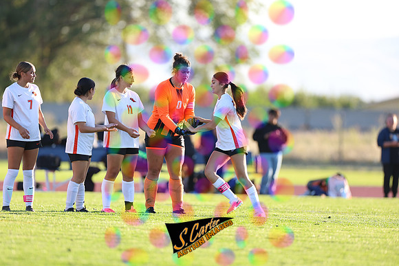 ZHSGS_v_Wapato_R32_0075.jpg