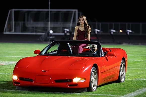 Homecoming_R3__1300.jpg