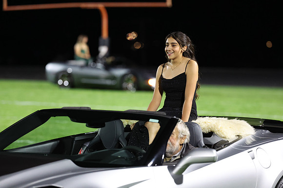 Homecoming_R3__1366.jpg