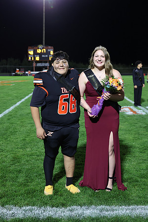 Homecoming_R32_0691.jpg