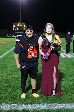 Homecoming_R32_0685.jpg