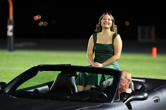 Homecoming_R3__1417.jpg