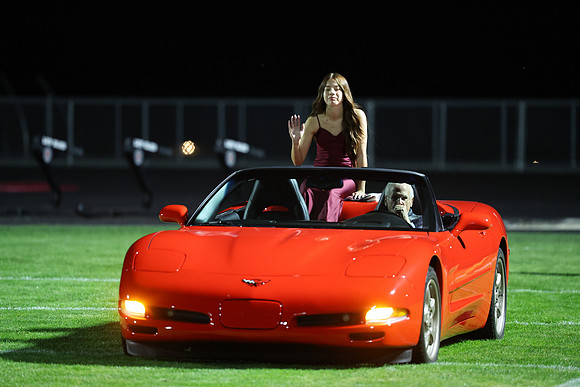 Homecoming_R3__1286.jpg