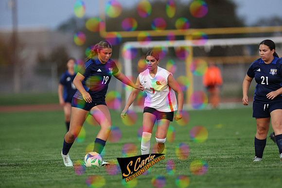 ZHSGS_v_Wapato_R32_0442.jpg