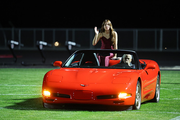 Homecoming_R3__1284.jpg