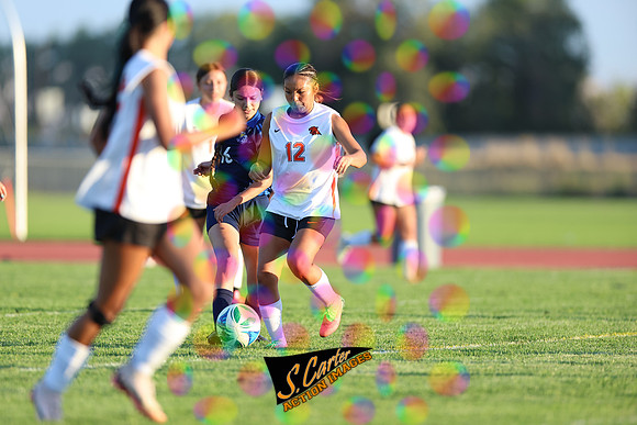 ZHSGS_v_Wapato_R32_0194.jpg