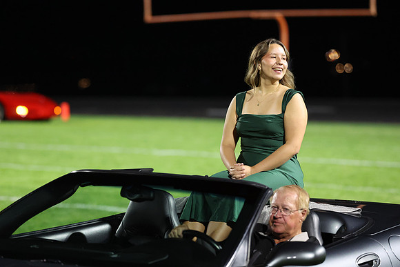 Homecoming_R3__1431.jpg