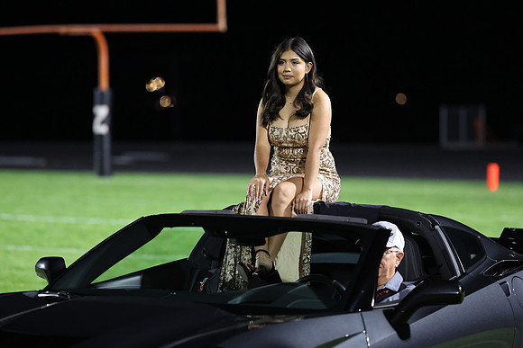 Homecoming_R3__1497.jpg