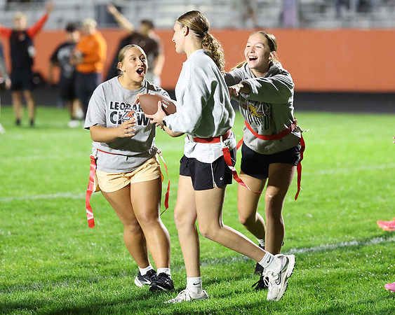 Powderpuff_R3__0516.jpg