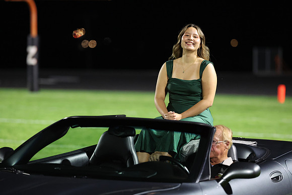 Homecoming_R3__1419.jpg