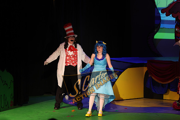 Seussical_R3__1868.jpg
