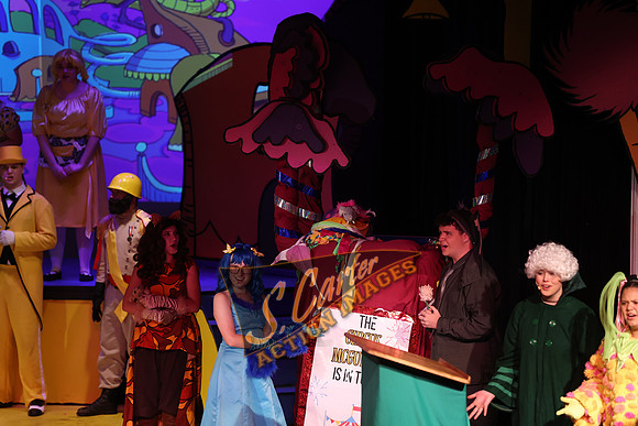 Seussical_R3__2337.jpg