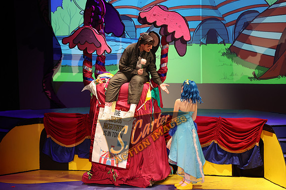 Seussical_R3__2038.jpg