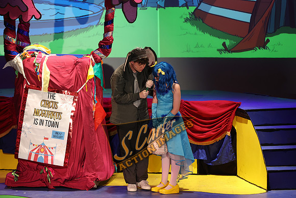 Seussical_R3__2071.jpg